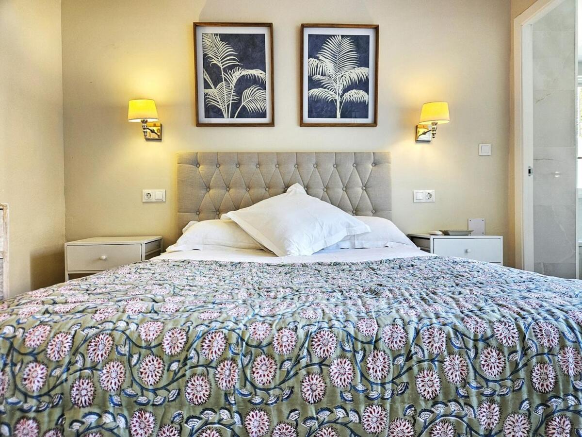 Luxurious With A Private Pool Villa Marbella